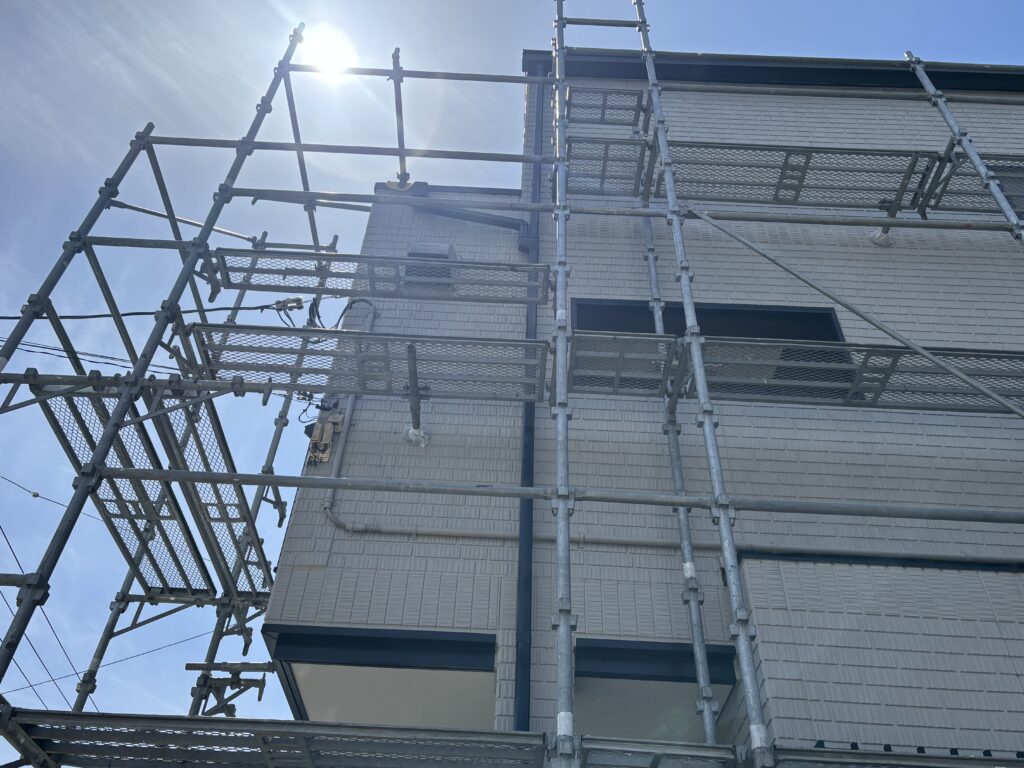 交換後の真っ直ぐに整った雨樋の施工後の様子【泉区南光台】