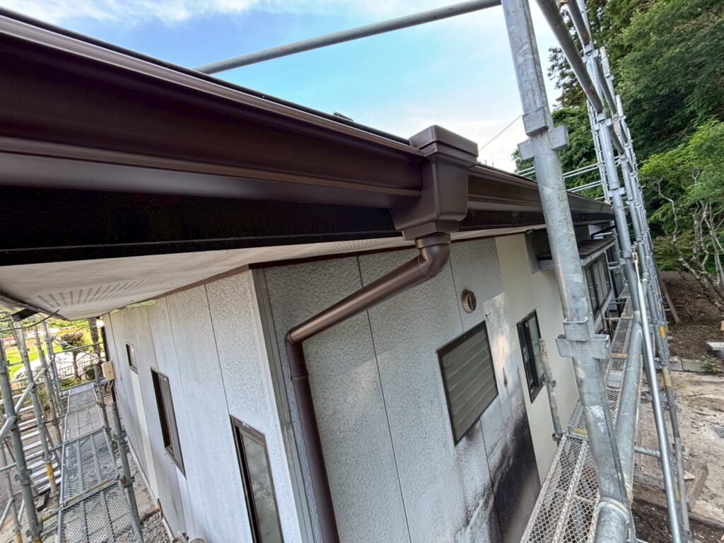 富谷市で施工した雨樋交換後の仕上がり