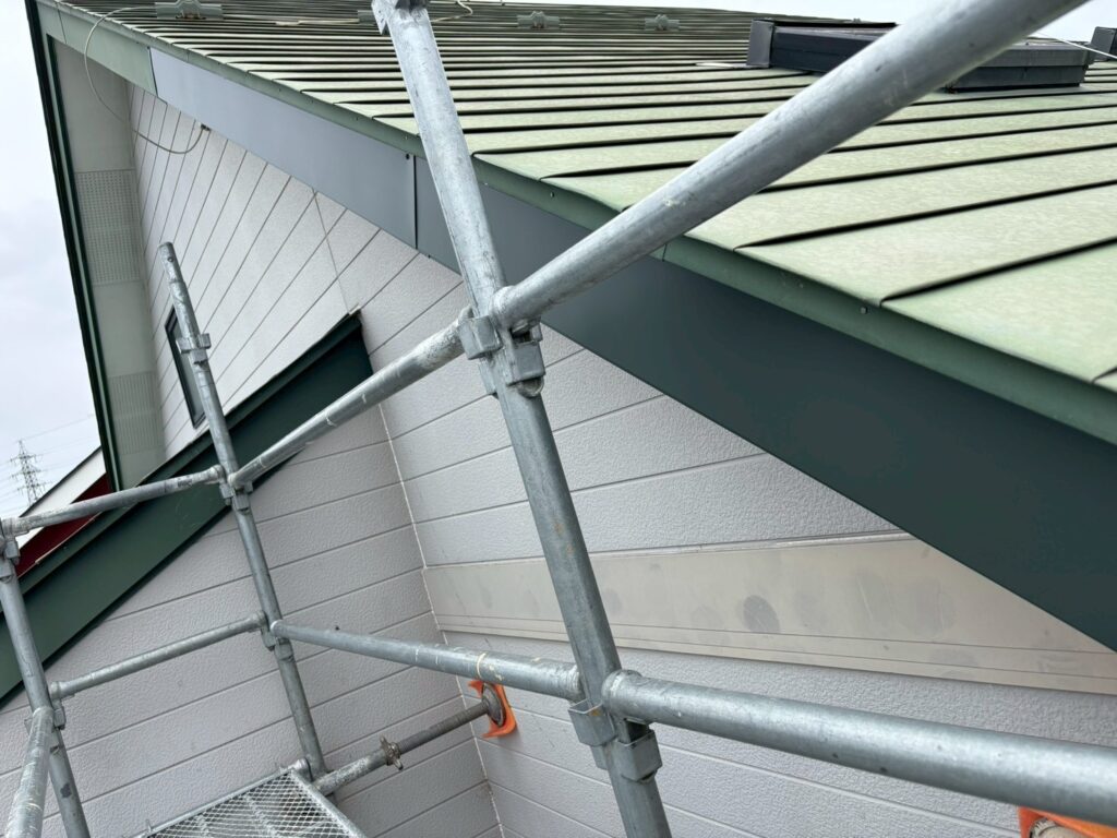 名取市で破風板金交換工事が完了した様子